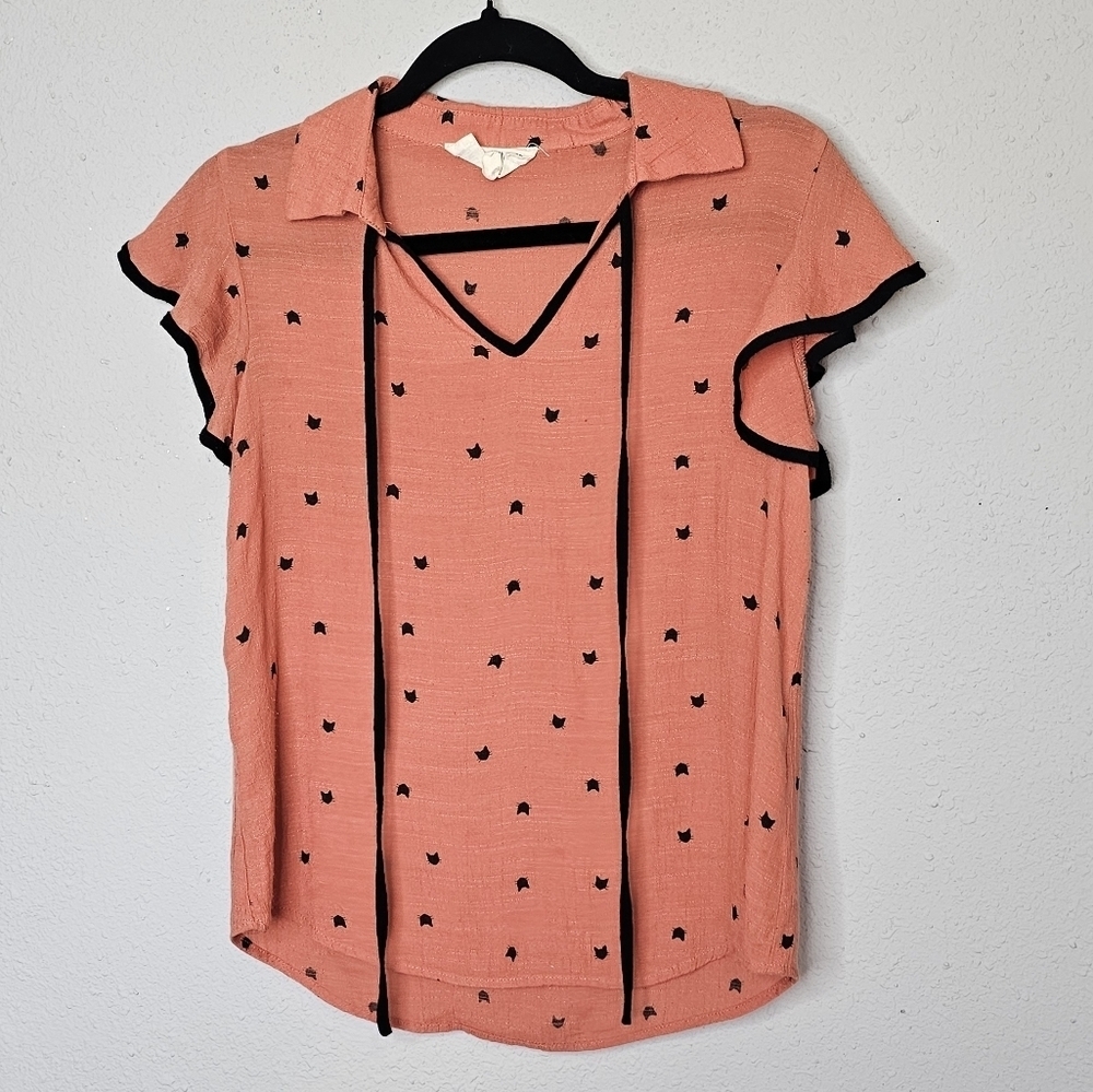 Sweet Wanderer Womens Small Salmon Orange Black Cat Ruffle Sleeve Tie Blouse